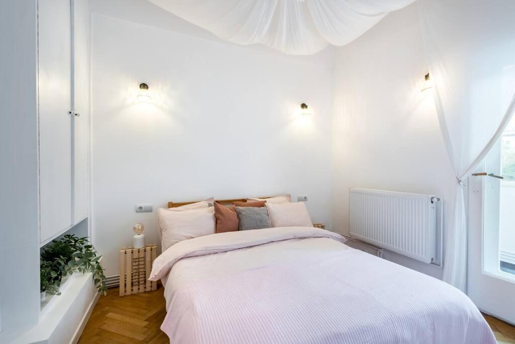 Downtown Cozy Apartment Old Town ブカレスト エクステリア 写真