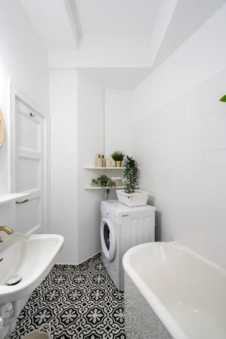 Downtown Cozy Apartment Old Town ブカレスト エクステリア 写真
